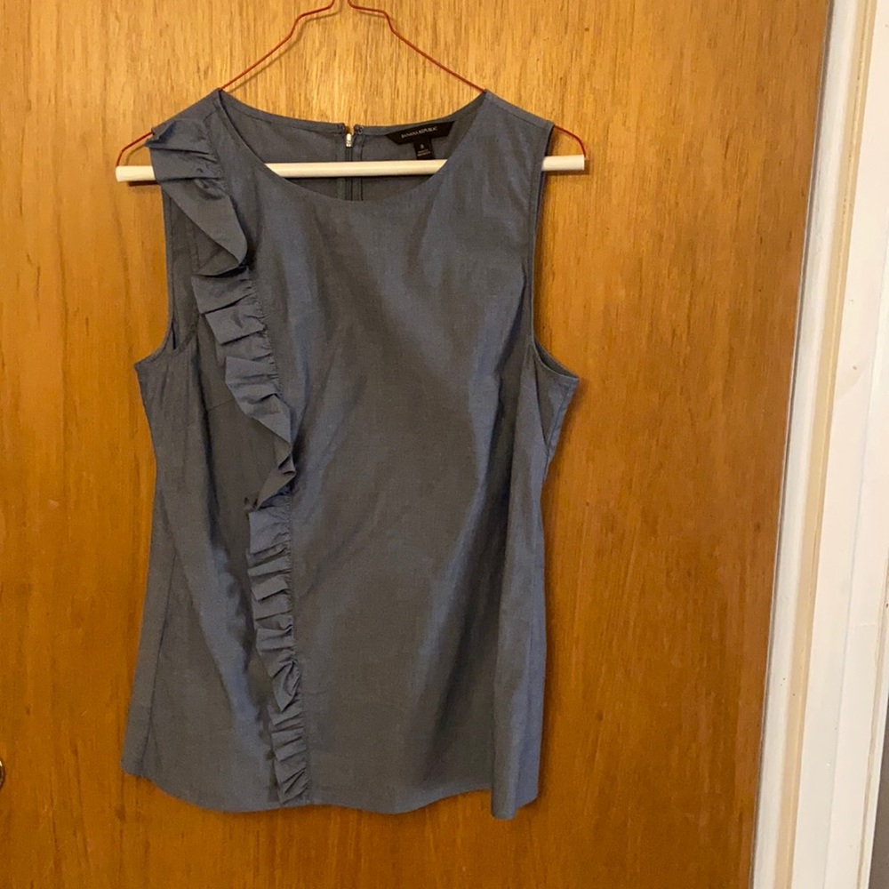 Banana Republic Denim Blue Sleeveless Shirt SZ 8